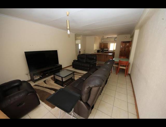 2 BEDROOM APARTMENT FOR SALE IN FERNDALE